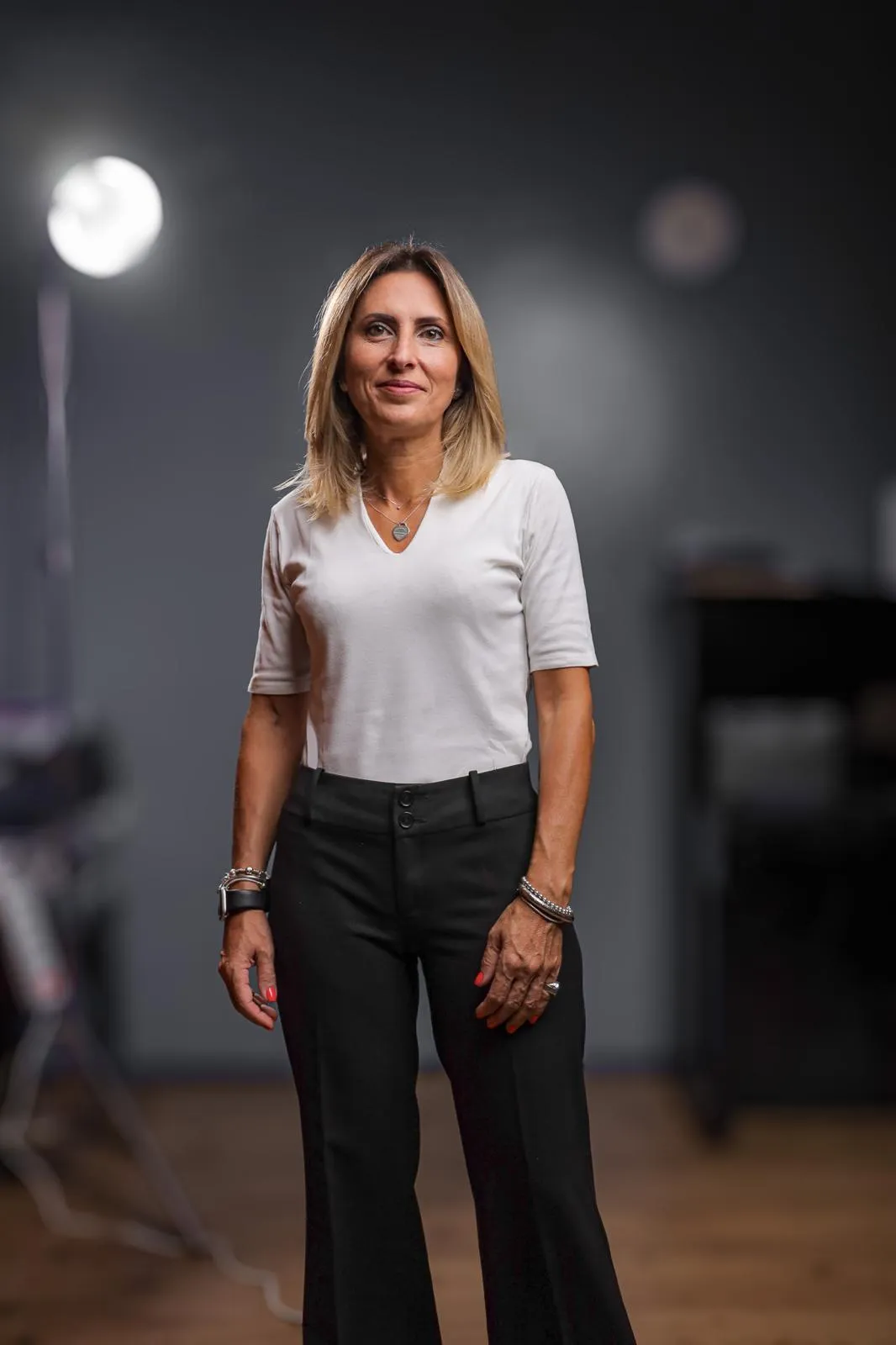 Dott.ssa Antonella Di Lullo nel suo studio